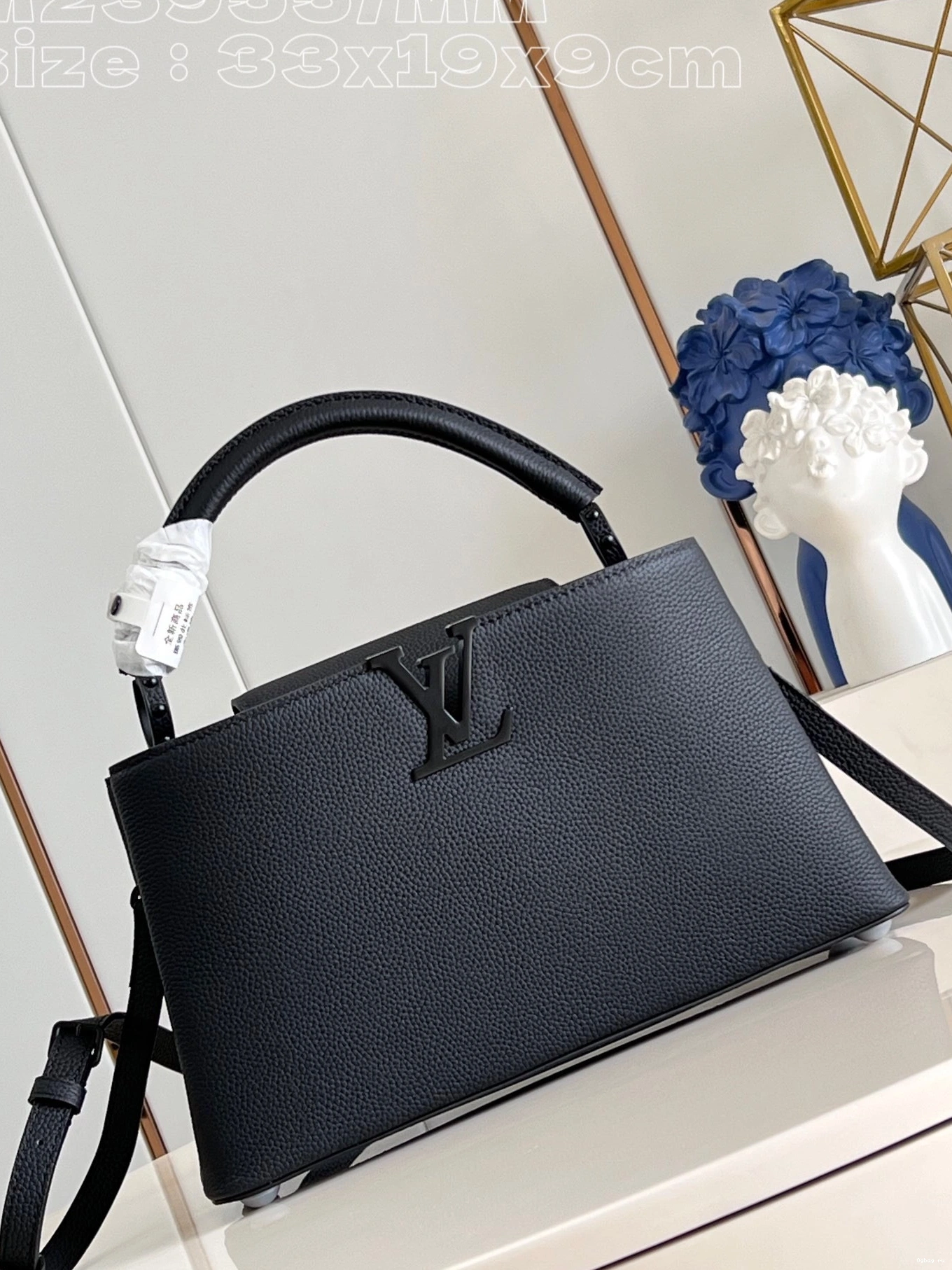 MM-33*19*9CM LOUIS CAPUCINES VUITTON 0825